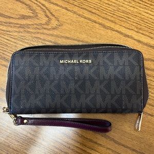 Large Michael Kors Logo Wallet